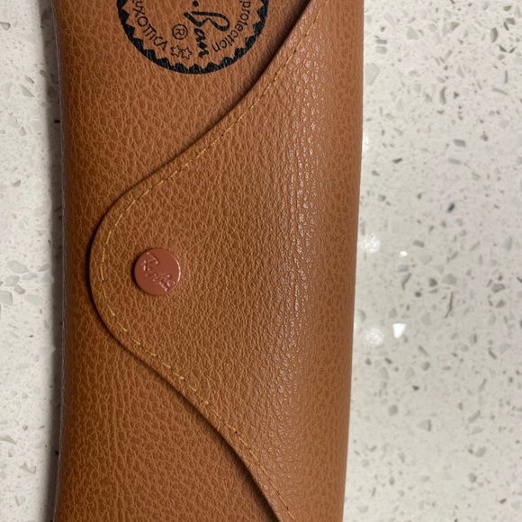 Ray-Ban Aviator Classic Gold Frame Sunglasses with Green Lenses - Picture 5 of 5